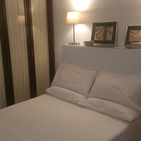 Appartement Acogedor Duplex En El Centro - Wifi à Séville Extérieur photo